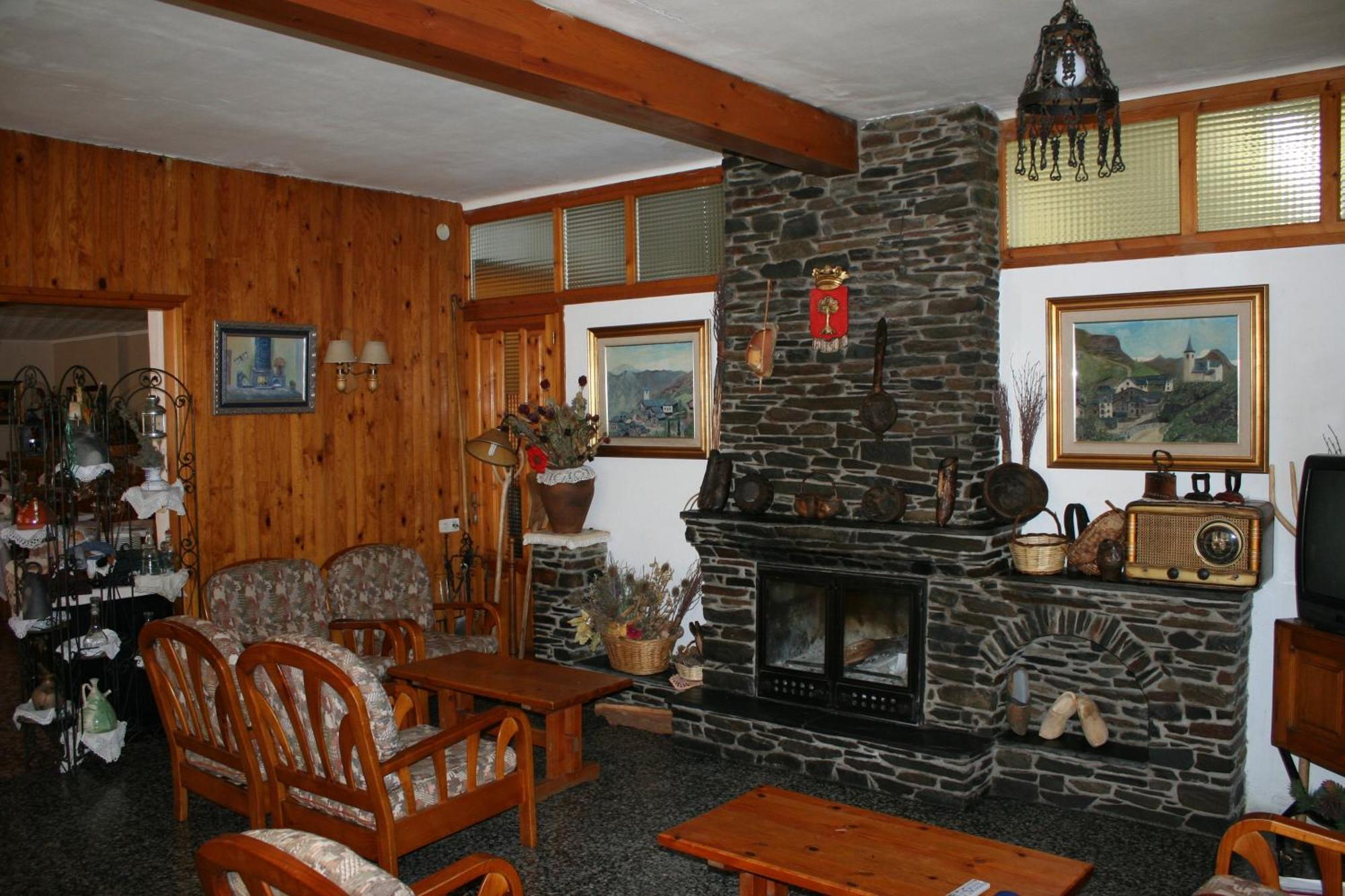 Hotel Llacs De Cardos Tavascan Buitenkant foto